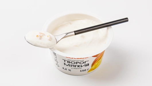 Творог мягкий с манго однородный 4,2%