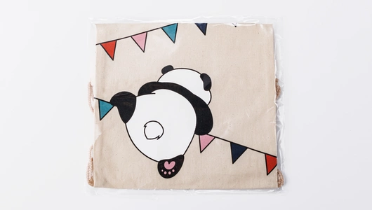 Сумка большая "Панда на флажках" беж шнур Сумка большая "Панда на флажках" беж шнур