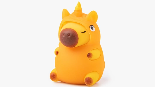 Игрушка-антистресс "Капибара в&nbsp;одежде"