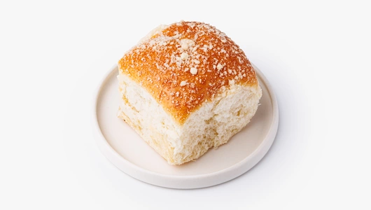 Булочка "Бриошь" с заварным кремом Булочка "Бриошь" с заварным кремом