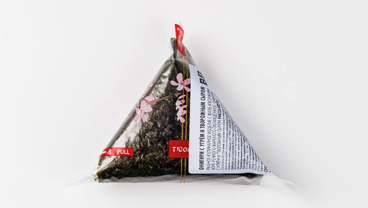 Онигири с угрем и творожным сыром Онигири с угрем и творожным сыром