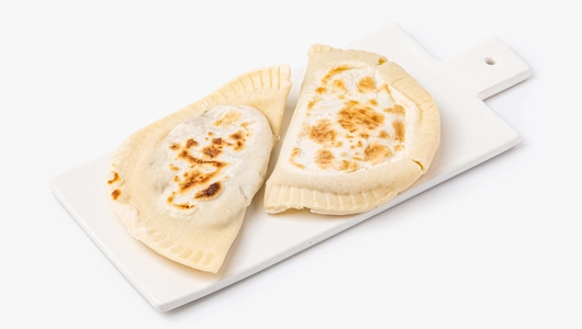 Чуду с&nbsp;фасолью и&nbsp;грецким орехом, постные, 2 шт