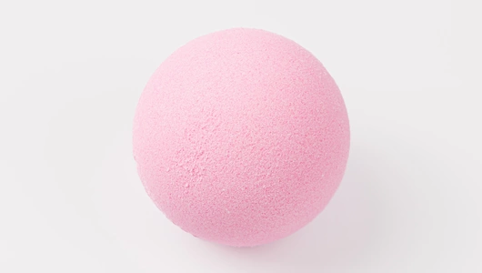 Бомбочка-гейзер для ванны с шиммером "Сладкая малина и жемчуг"