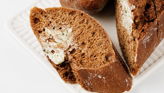 Выпечь дома. Багет ржаной с чесноком, 2 шт. Пекарня