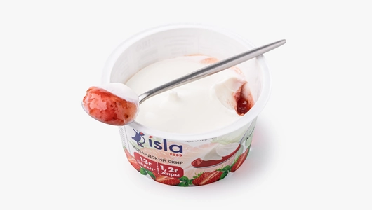 Исландский скир с&nbsp;клубникой и&nbsp;базиликом 1,2%