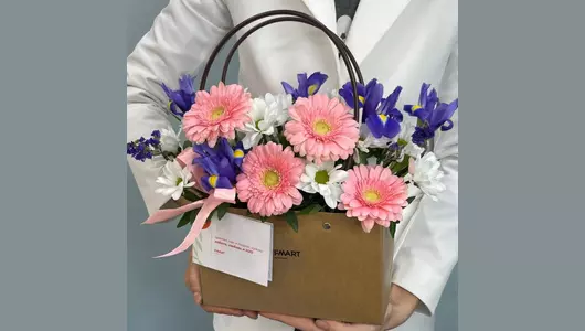 Сумочка с&nbsp;гермини и&nbsp;ирисами "Неженка" N52754-Дв FMART by flowwow