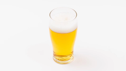 Пиво "Йор Лордшип Янг" светлое фильтр., ж/б 450 мл