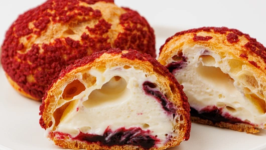 Пирожное "Шу" со смородиной зам. 2 шт