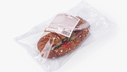 Круассан зерновой с&nbsp;пастрами из&nbsp;говядины и&nbsp;запеченным перцем