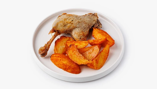 Утиная ножка "Конфи" с картофелем по-деревенски