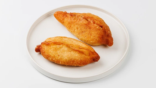 Пирожки жареные с луком и яйцом, 2 шт Пирожки жареные с луком и яйцом, 2 шт