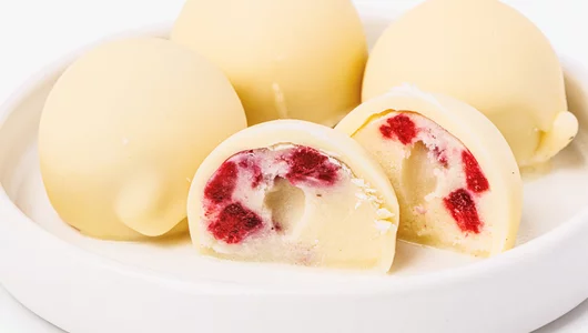 Мороженое пломбир "Ванильный с&nbsp;малиной в&nbsp;белом шоколаде"