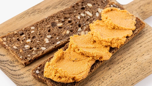 Тофу-паштет с&nbsp;томатами и&nbsp;базиликом, 150 г