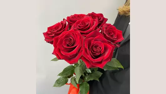 7 Красных роз на&nbsp;ленте FMART by flowwow
