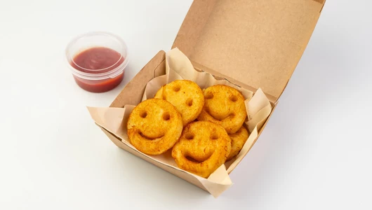 Картофельные улыбки с&nbsp;кетчупом