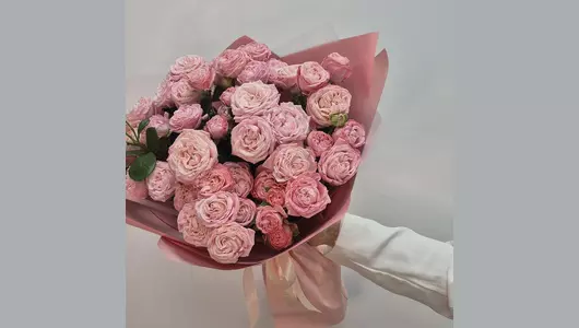 Букет розовых кустовых роз " Для&nbsp;нее" FMART by flowwow