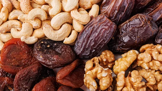 Смесь орехов и&nbsp;сушеных фруктов "Природная сила"