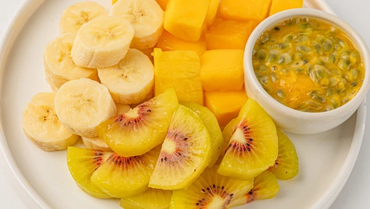 Фруктовый микс (манго, банан, киви, маракуйя), 300 г