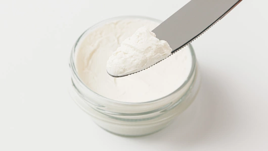 Сыр мягкий из козьего молока "Шевр", 100 г Сыр мягкий из козьего молока "Шевр", 100 г