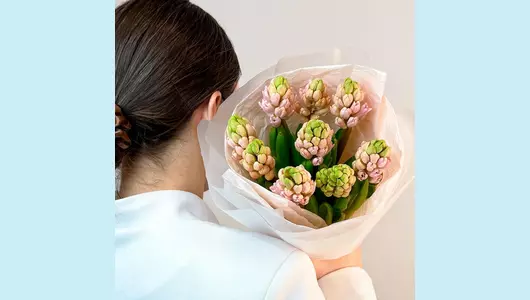 Монобукет из&nbsp;9 розовых гиацинтов "Весенний привет" FMART by flowwow
