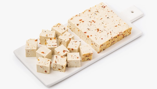 Тофу с&nbsp;томатами и&nbsp;базиликом, 250 г