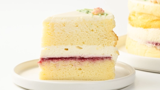 Торт японский "Кастелла" малиновый