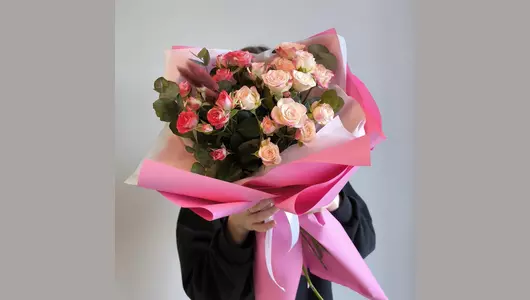 "Малиновый Шейк" Букет с&nbsp;кустовой розой FMART by flowwow