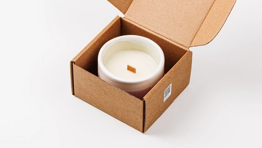 Свеча соевая в керамической чаше. Запах "Сирень" Свеча соевая в керамической чаше. Запах "Сирень"