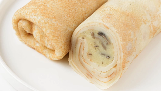 Блины с&nbsp;картофелем, луком и&nbsp;грибами