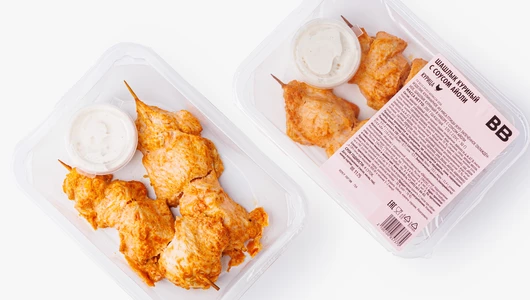 Шашлык куриный с соусом айоли