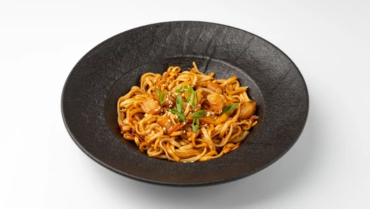 Лапша удон с креветками в соусе терияки