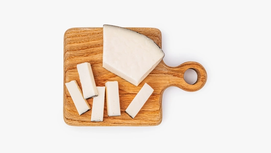 Сыр полутвердый из&nbsp;козьего молока "Каприно Романо"