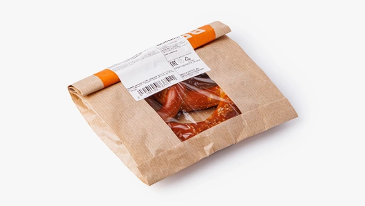 Брецель на сливочном масле с морской солью. Пекарня