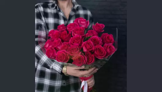 Букет из 23 розовых роз Пинк Флойд (70см)
