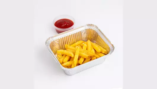 Картофель фри с кетчупом