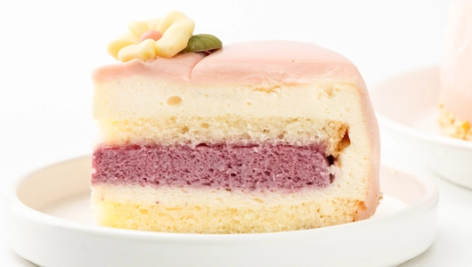 Торт муссовый "Моя королева" ванильный лесная ягода