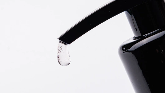 Гель для душа "Пудровый пион" с маслом розы Гель для душа "Пудровый пион" с маслом розы