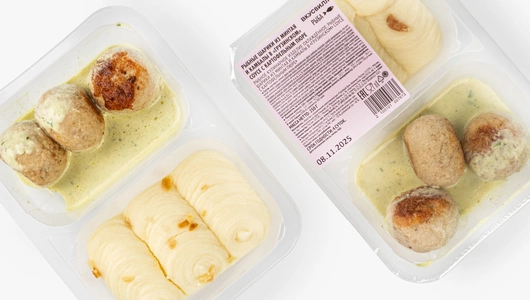 Рыбные шарики из минтая и камбалы в "Грузинском" соусе с картофельным пюре