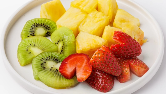 Фруктовый микс (ананас, киви, клубника), 150 г