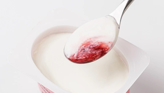 Творог мягкий "Малина-шиповник" 3,8%