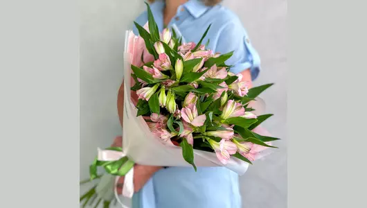 Букет Розовая альстромерия FMART by flowwow