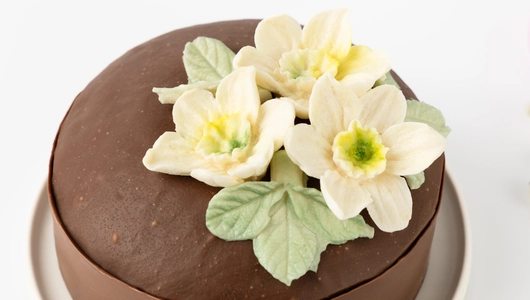 Кулич "Светлая Пасха" в&nbsp;корпусе из&nbsp;молочного шоколада