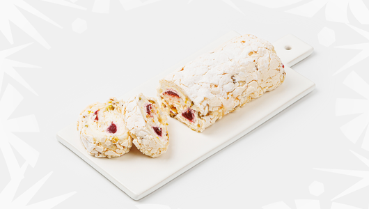 Рулет фисташковый с малиной