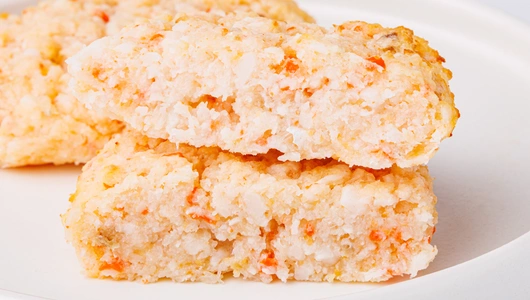 Котлеты из трески, креветок и "крабовых" палочек запеченные