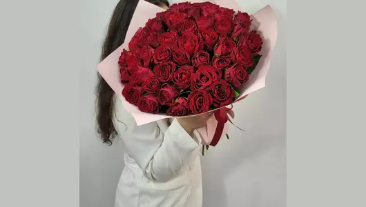 Эффектный букет из&nbsp;красных роз "Моё сердце" FMART by flowwow