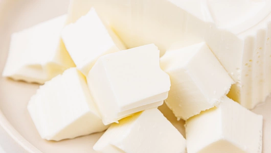 Сыр мягкий "Свежий для салатов", 180 г Сыр мягкий "Свежий для салатов", 180 г