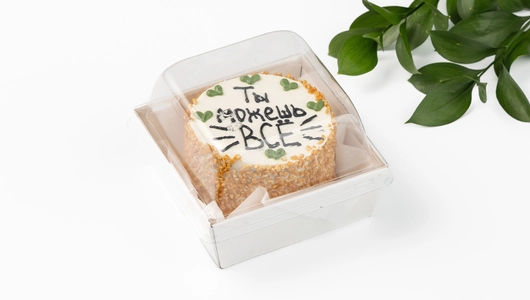 Торт бенто "Открытка" клубничный