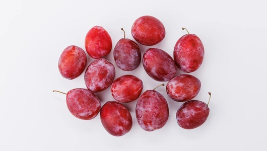 Слива Виктория