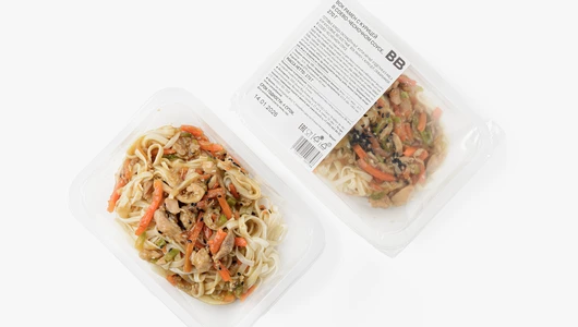 Вок Рамен с&nbsp;курицей в&nbsp;соево-чесночном соусе 270 г