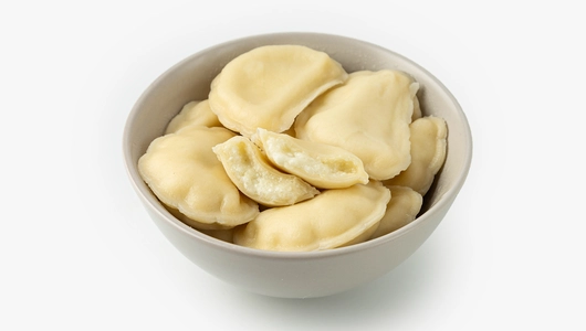 Вареники с творогом, грушей и горгонзолой